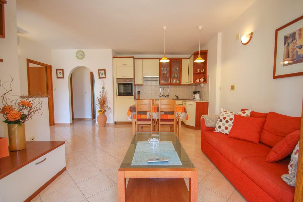 Alenka Orange Lejlighed Novigrad Istria Eksteriør billede